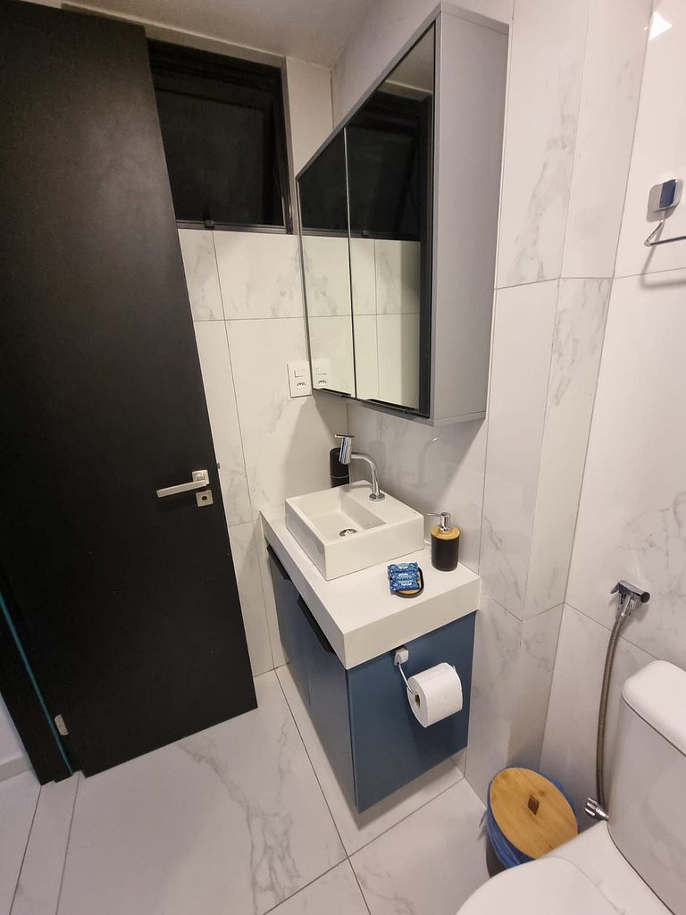 Flat elegante em área nobre e central em Tambau