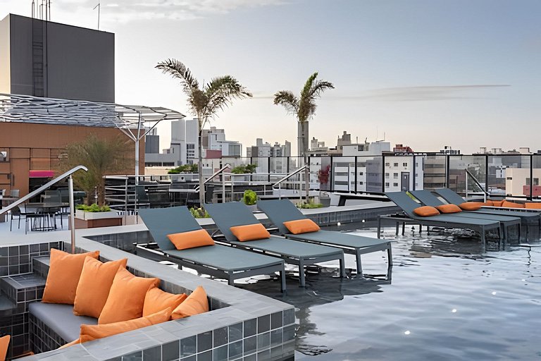 Flat pe na areia com piscina