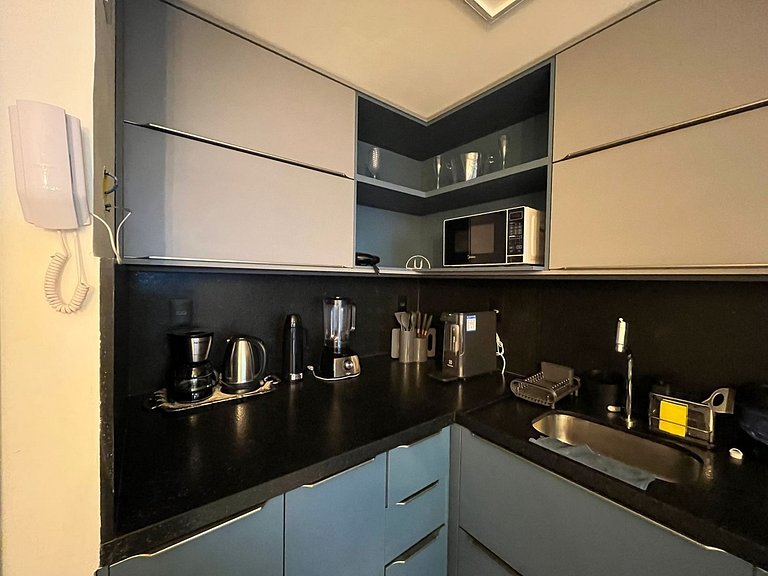 Flat elegante em área nobre e central em Tambau