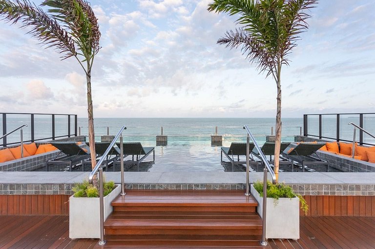 Flat Com Vista Incrível com Piscina - Pé na Areia