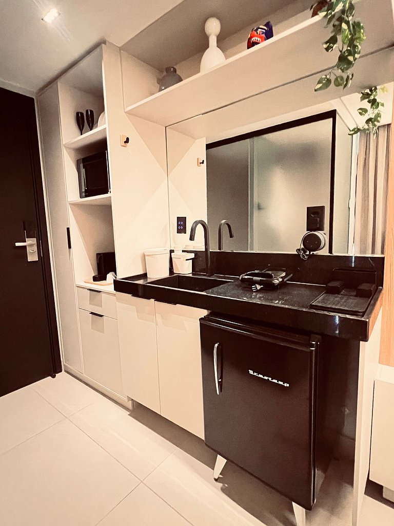 Flat Com Vista Incrível com Piscina - Pé na Areia