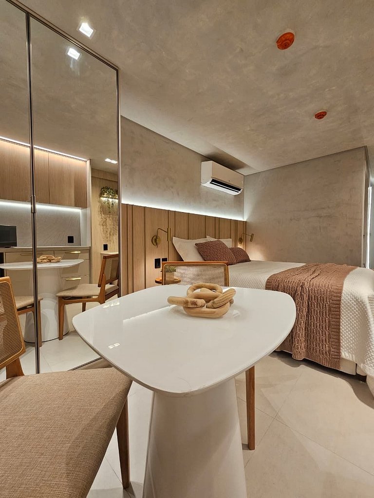 Flat pe na areia com piscina