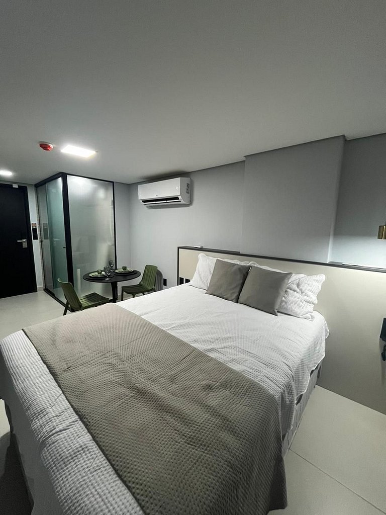 Flat com Varanda Vista Mar Incrível