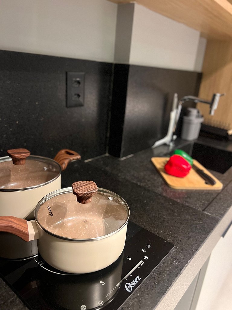 Flat Completo Vista Incrível Beira-mar - Moderno