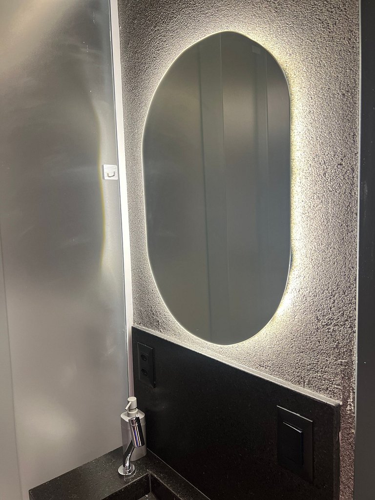 Flat Completo Vista Incrível Beira-mar - Moderno