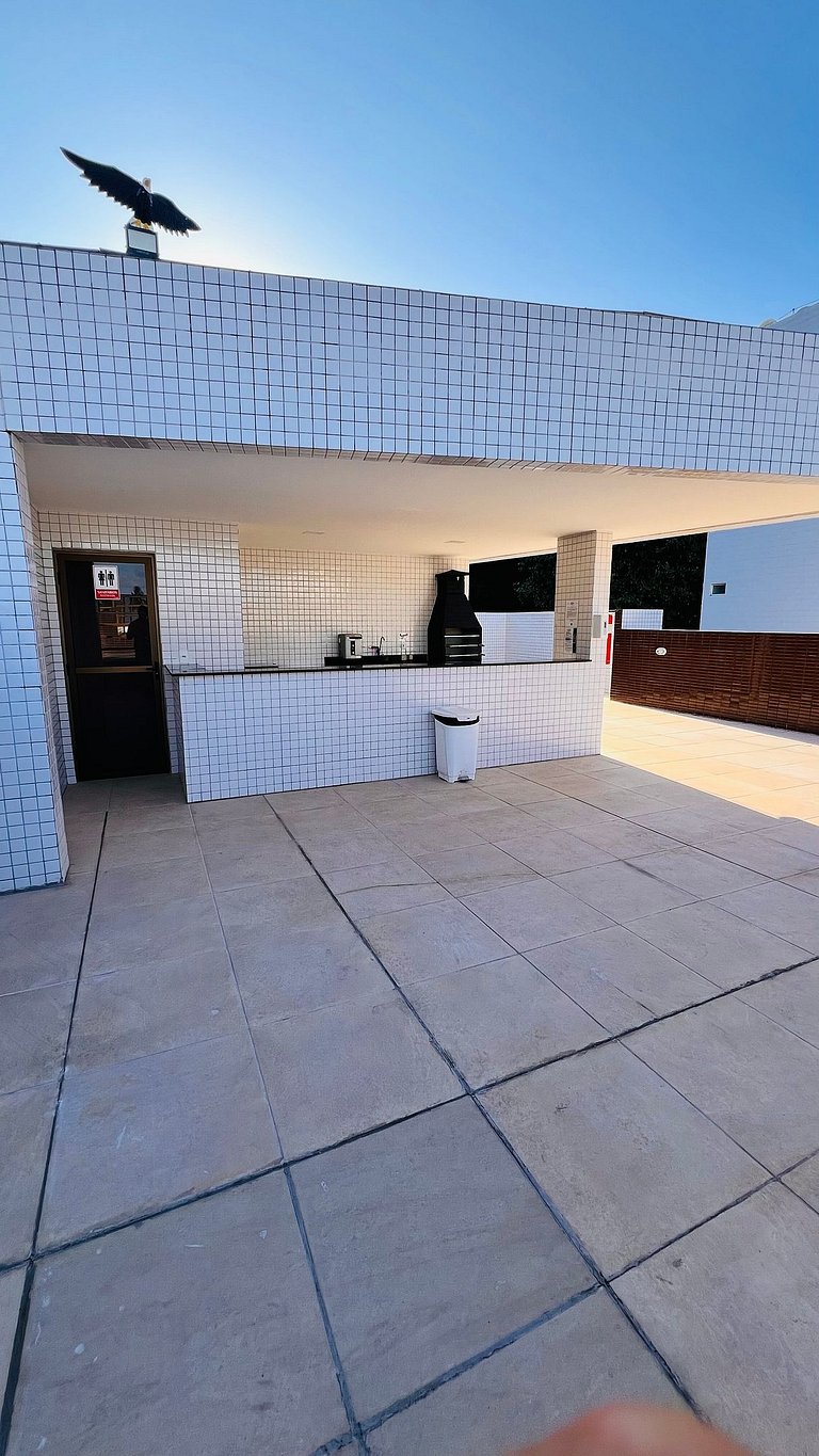 Flat em Cabo Branco a Passos da Praia - Completo