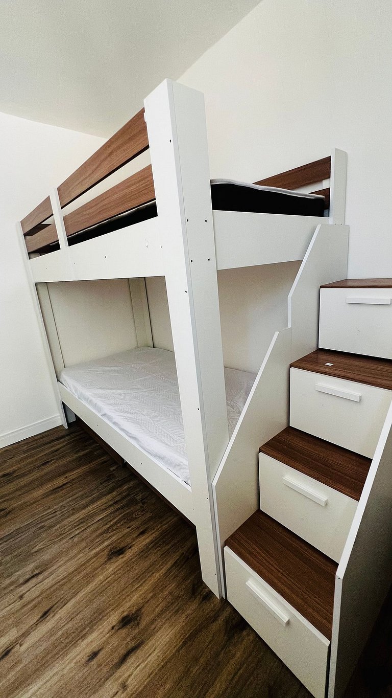 Ap 2Q Completo - Próximo a Praia