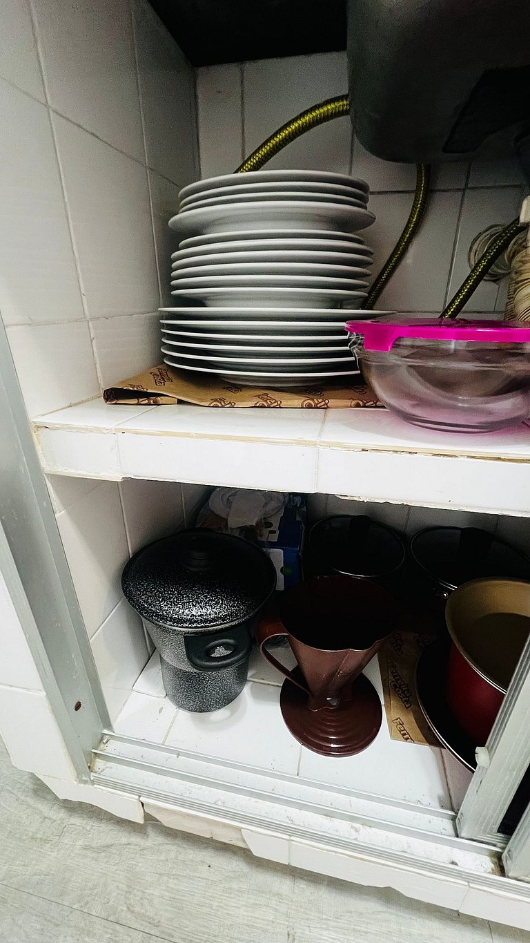 Ap Completo com 2q + Cozinha - Próximo da Praia