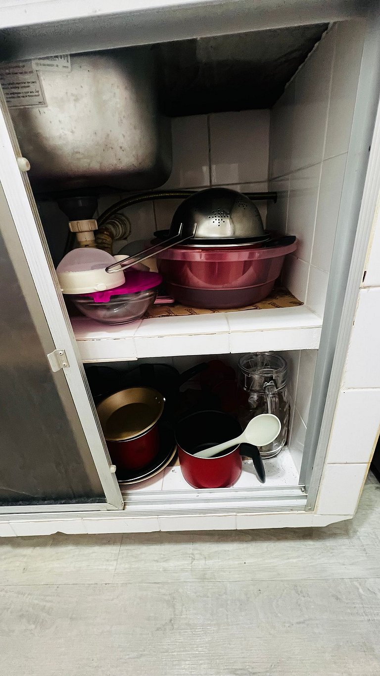 Ap Completo com 2q + Cozinha - Próximo da Praia