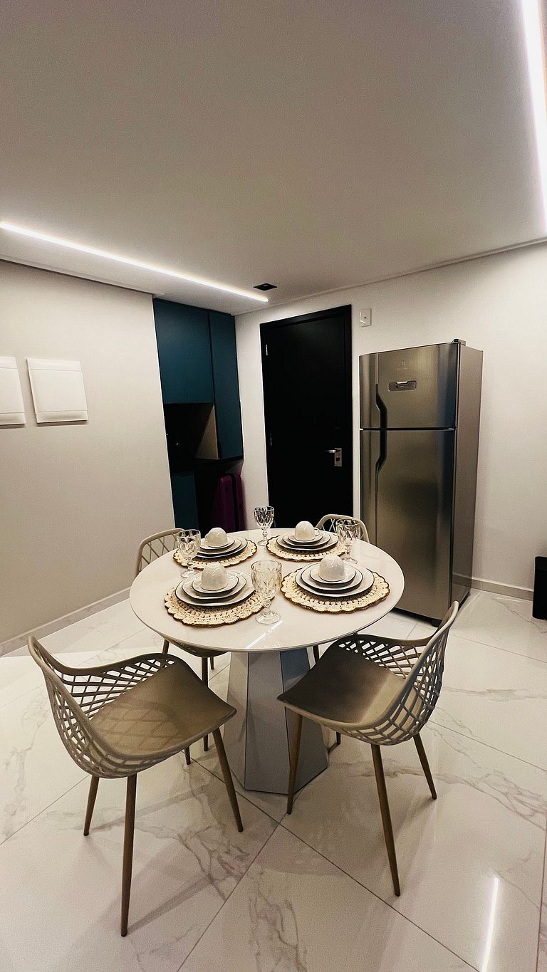 Ap Completo - Vista Incrível - Próximo a Praia