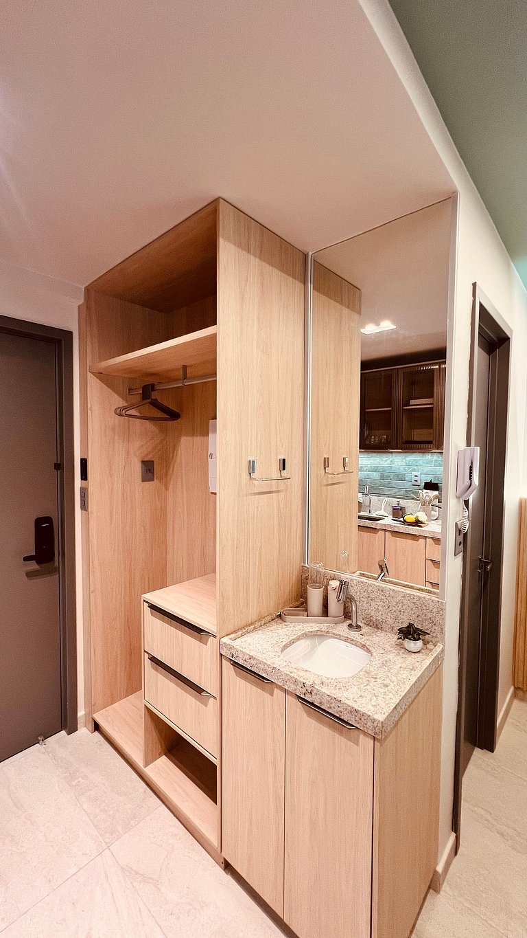 Flat Pé na Areia – Experiência Única no Mar