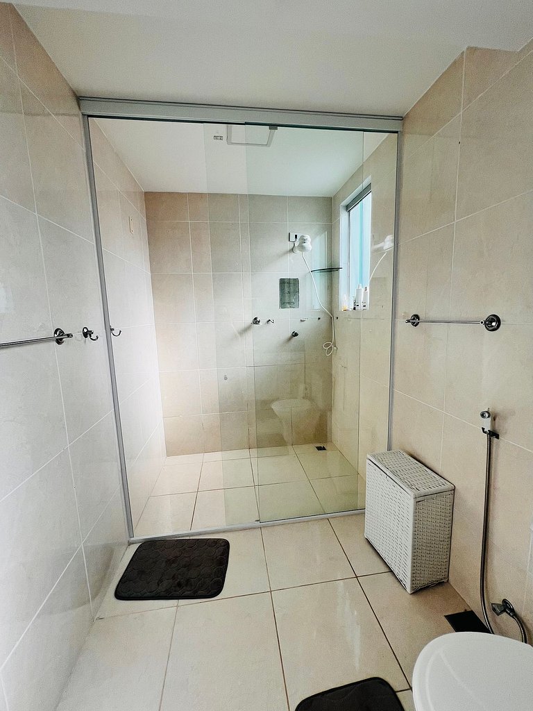 Casa Completa com Piscina | Até 15 Hóspedes