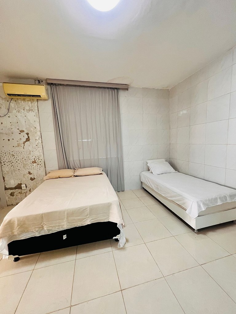 Casa Completa com Piscina | Até 15 Hóspedes