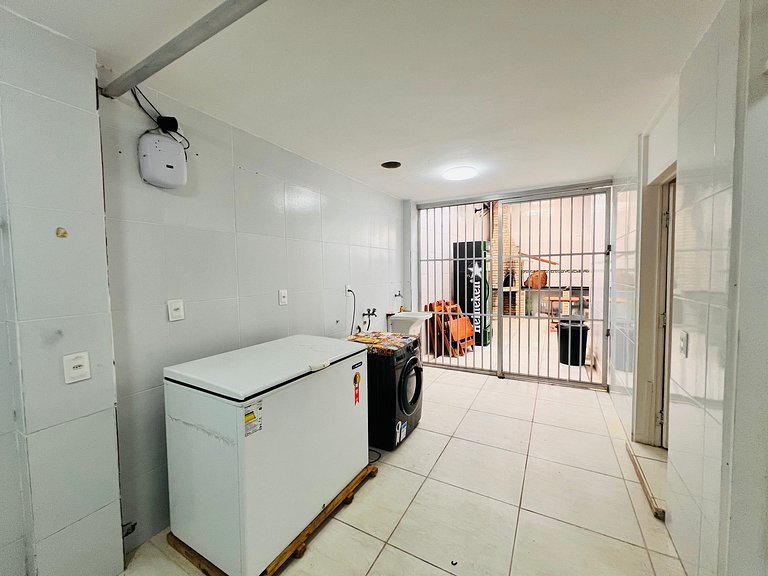 Casa Completa com Piscina | Até 15 Hóspedes