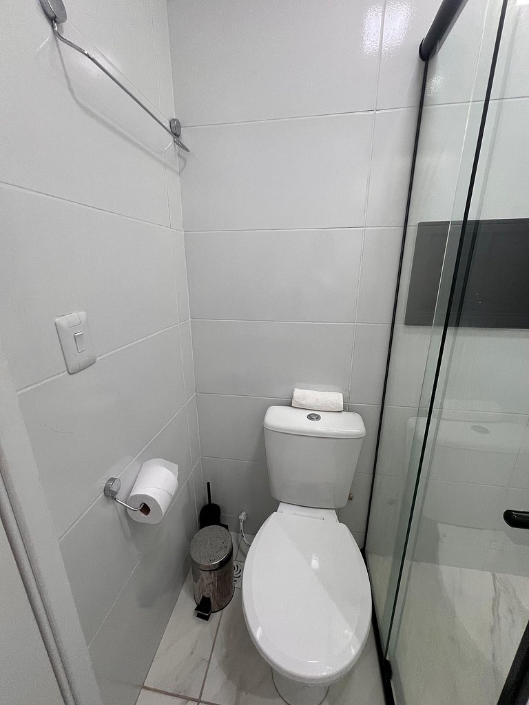 Flat completo poucos metros da praia