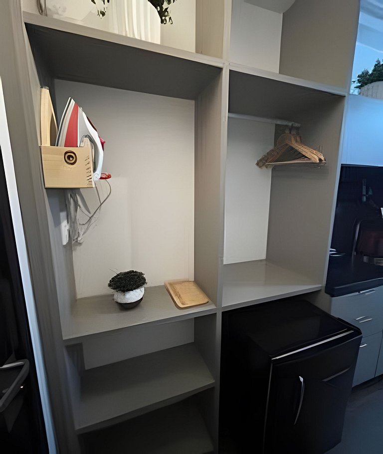 Flat moderno e cheio de estilo em Tambaú
