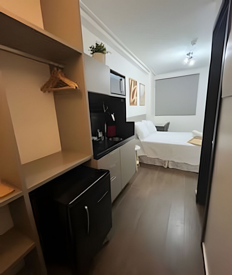 Flat moderno e cheio de estilo em Tambaú